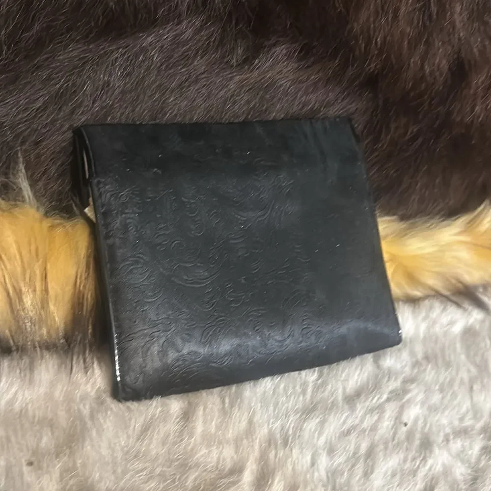 Vintage travel pouch (6028)
